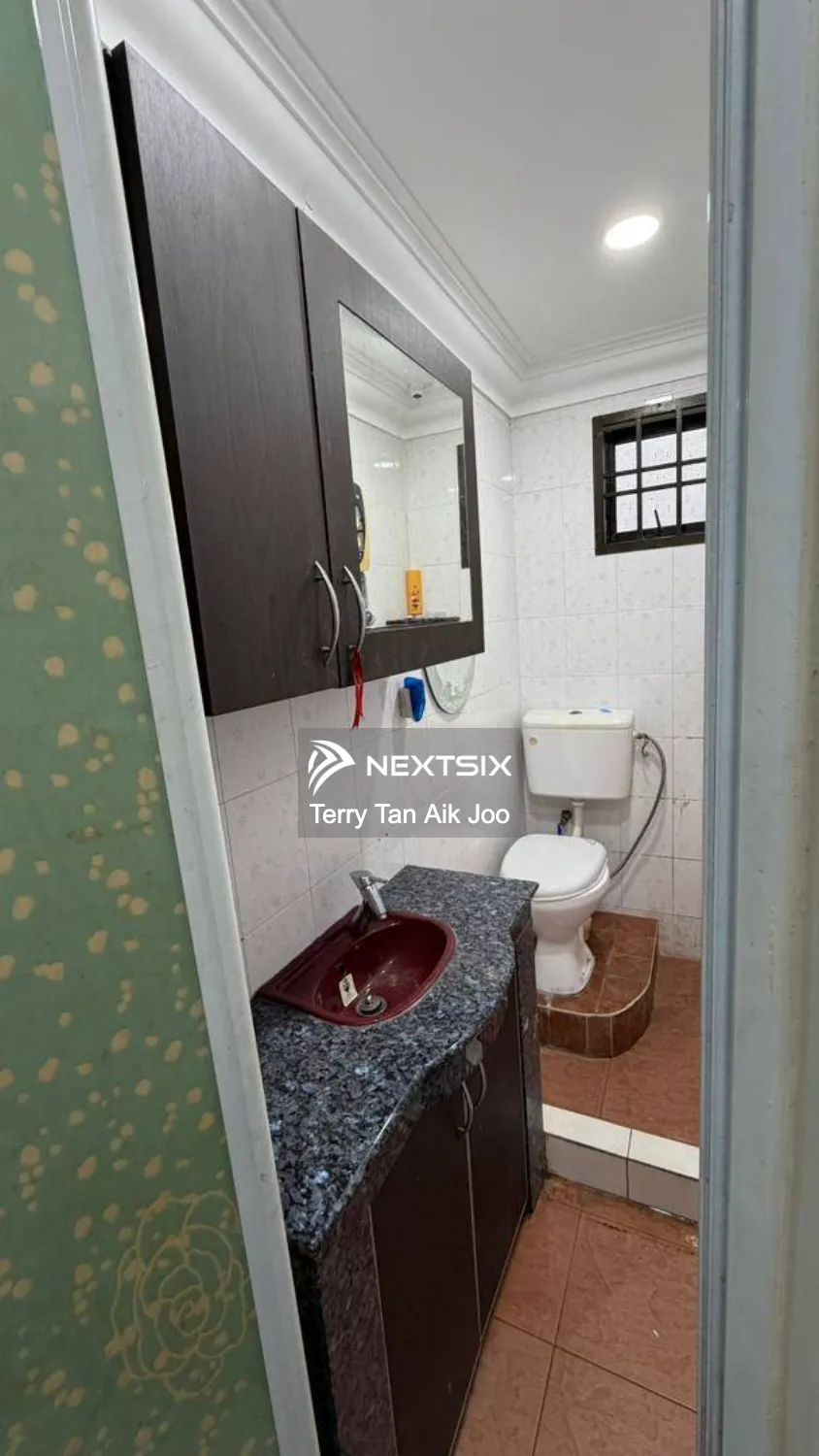 2-sty Terrace/Link House For Sale in Permas Jaya Johor - Image 10