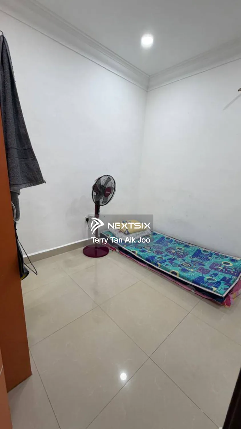 2-sty Terrace/Link House For Sale in Permas Jaya Johor - Image 3