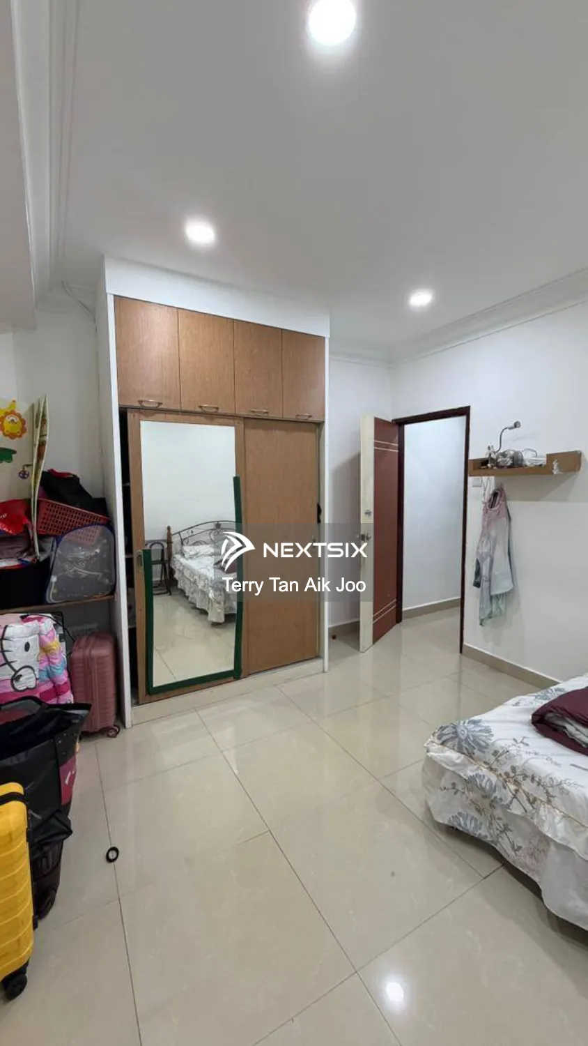 2-sty Terrace/Link House For Sale in Permas Jaya Johor - Image 5
