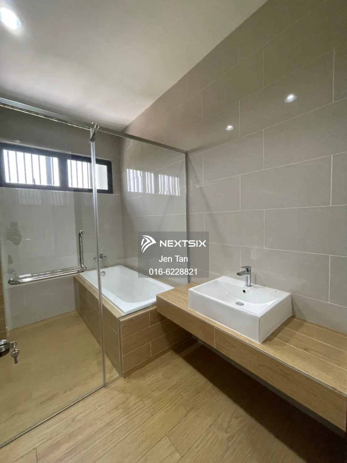 Semi-detached House For Rent in Telok Panglima Garang Selangor - Image 9