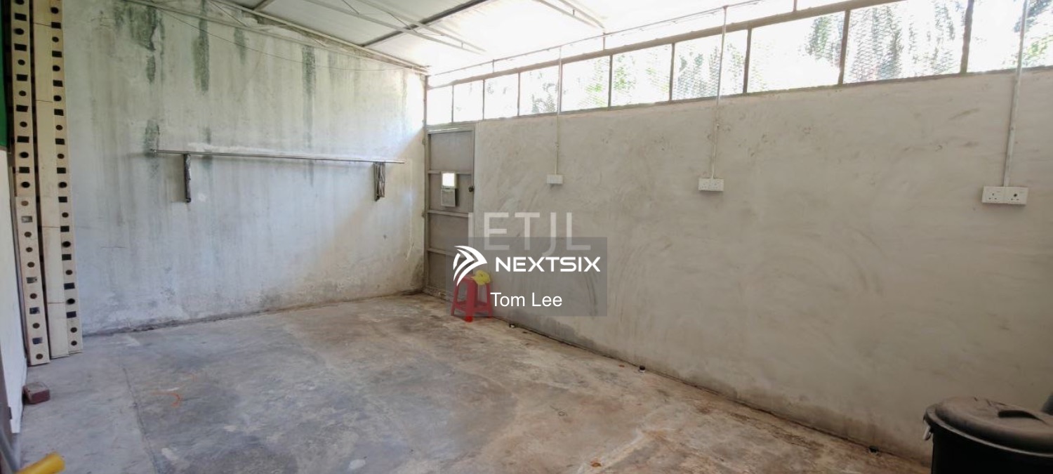 2-sty Terrace/Link House For Sale in Klang Selangor - Image 7