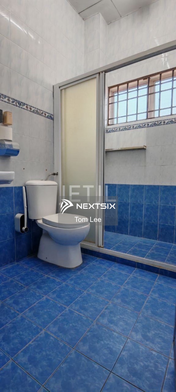 2-sty Terrace/Link House For Sale in Klang Selangor - Image 9
