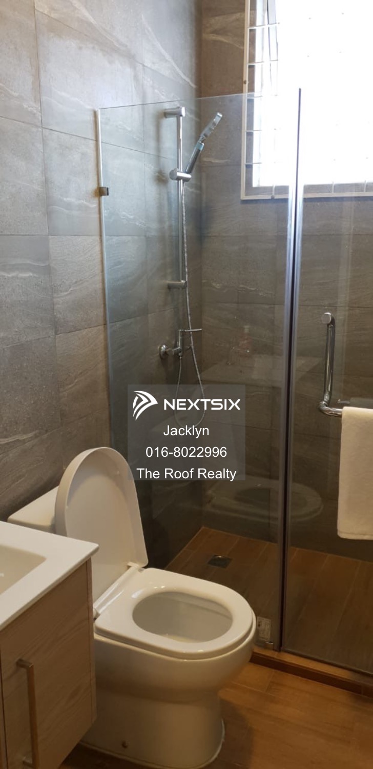 Semi-detached House For Sale in Likas Sabah - Image 5