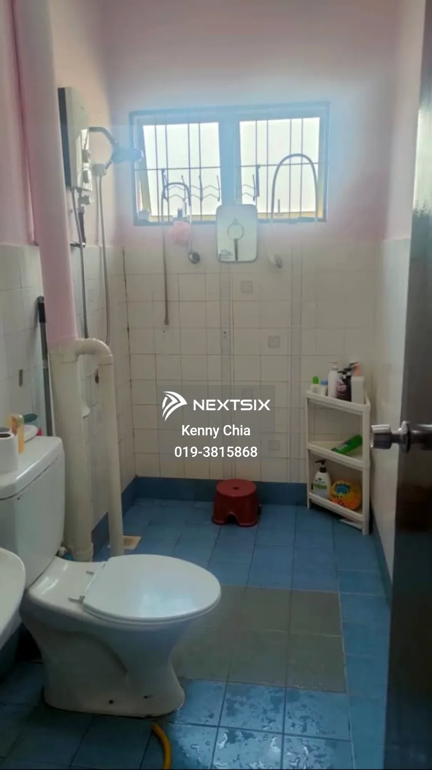 1.5-sty Terrace/Link House For Sale in Puchong Selangor - Image 7