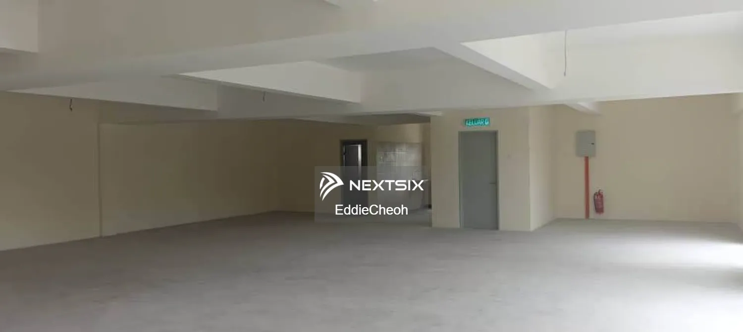 Detached Factory For Rent in Rawang Selangor - Image 10
