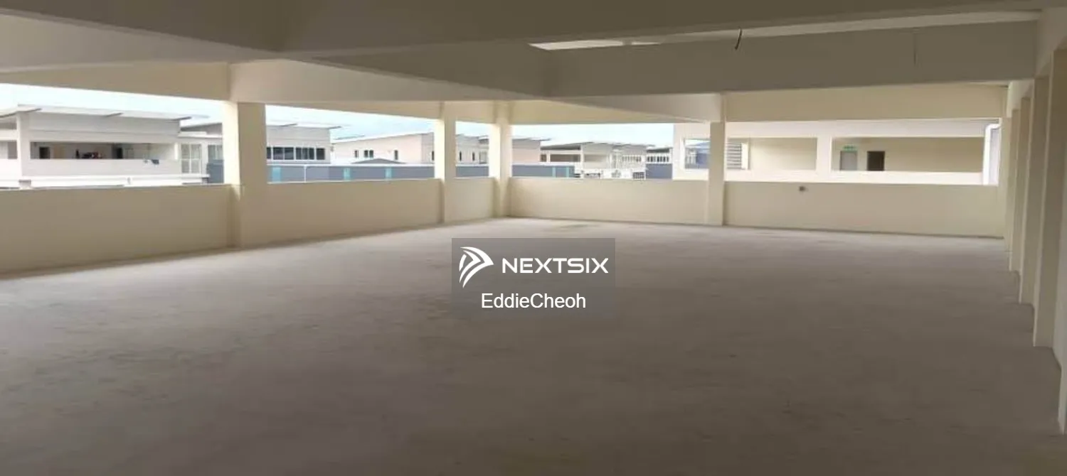 Detached Factory For Rent in Rawang Selangor - Image 8