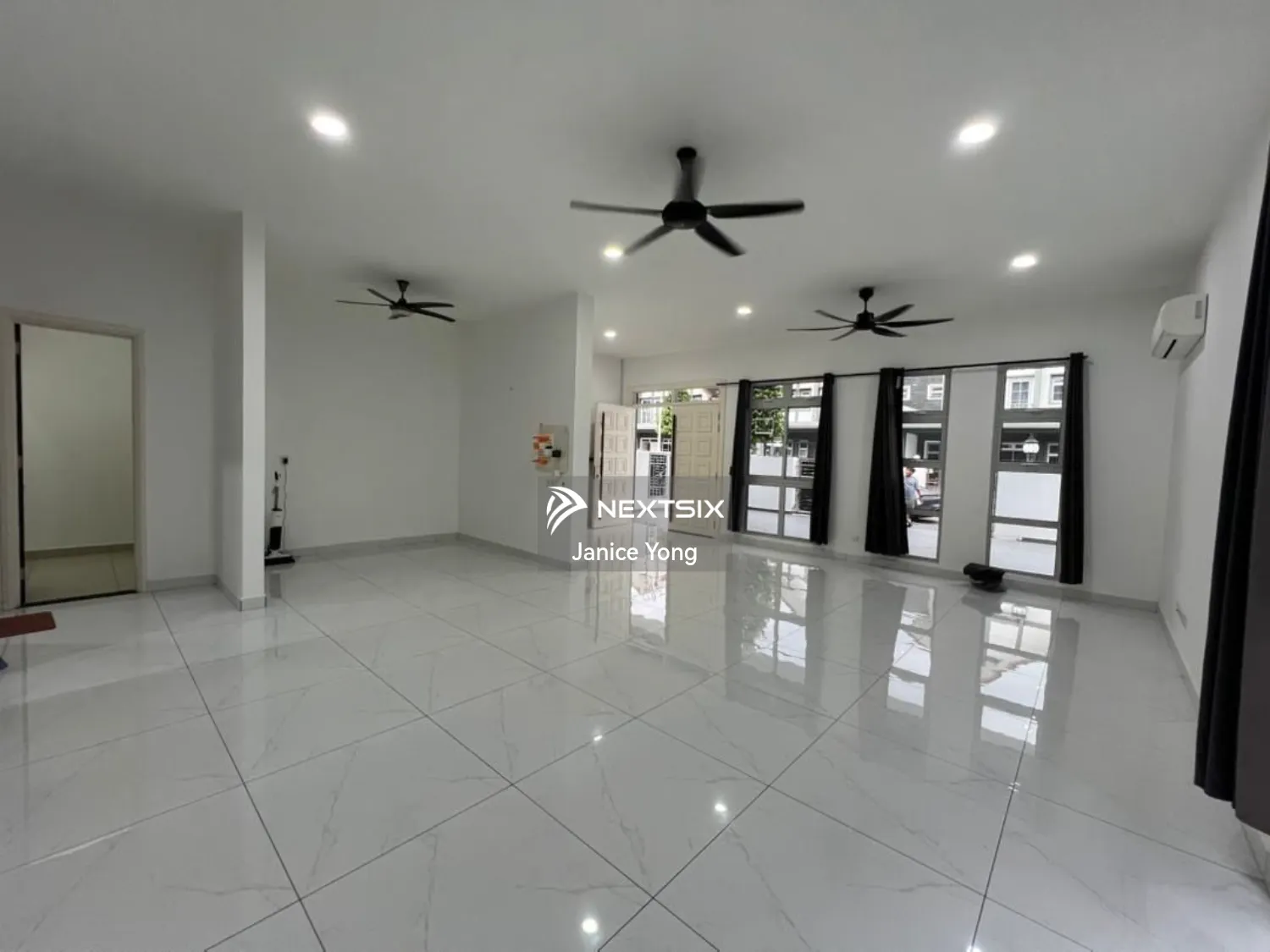 Semi-detached House For Rent in Johor Bahru Johor - Image 4