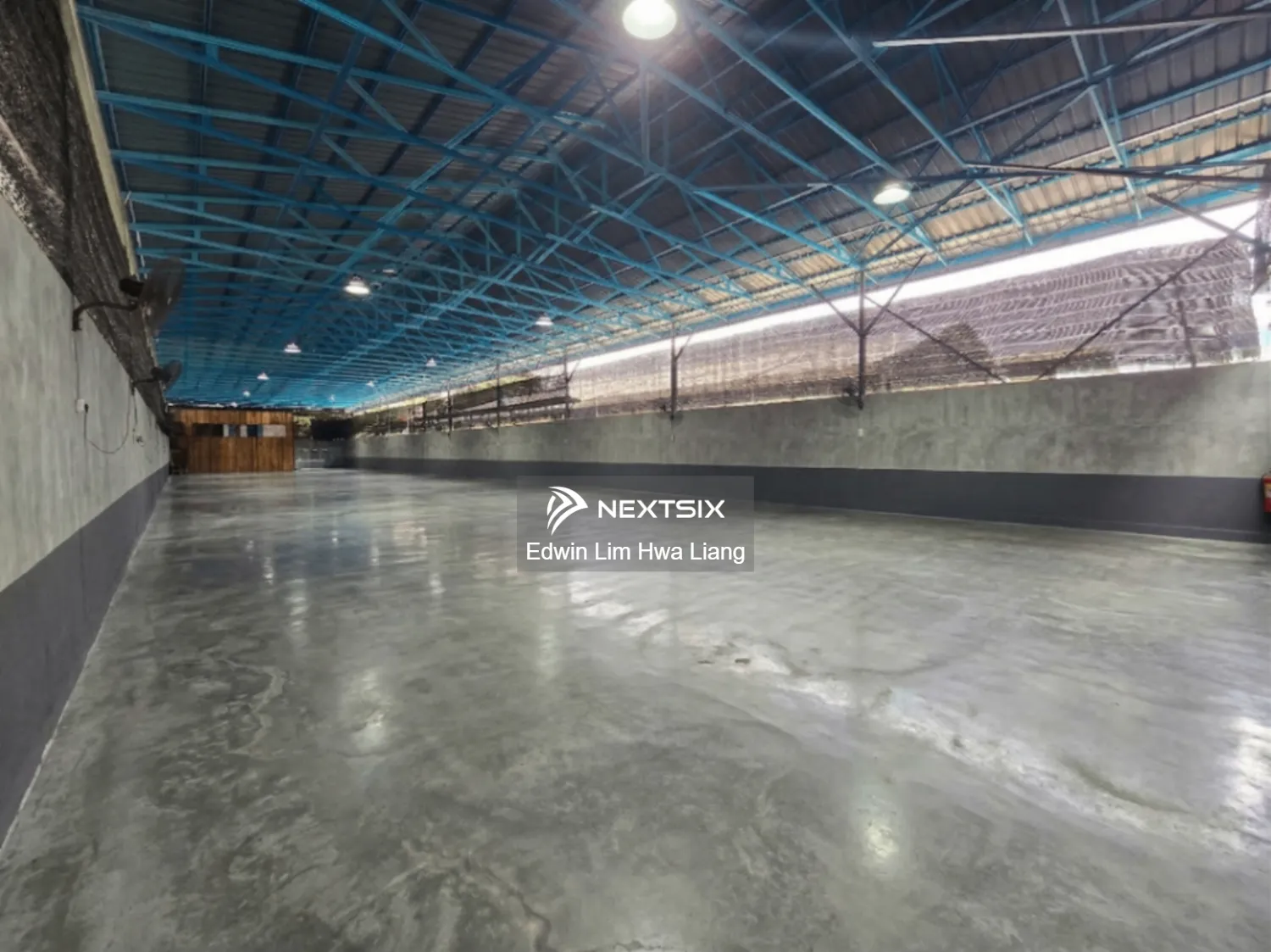 Commercial Bungalow For Rent in Kayu Ara Selangor - Image 2