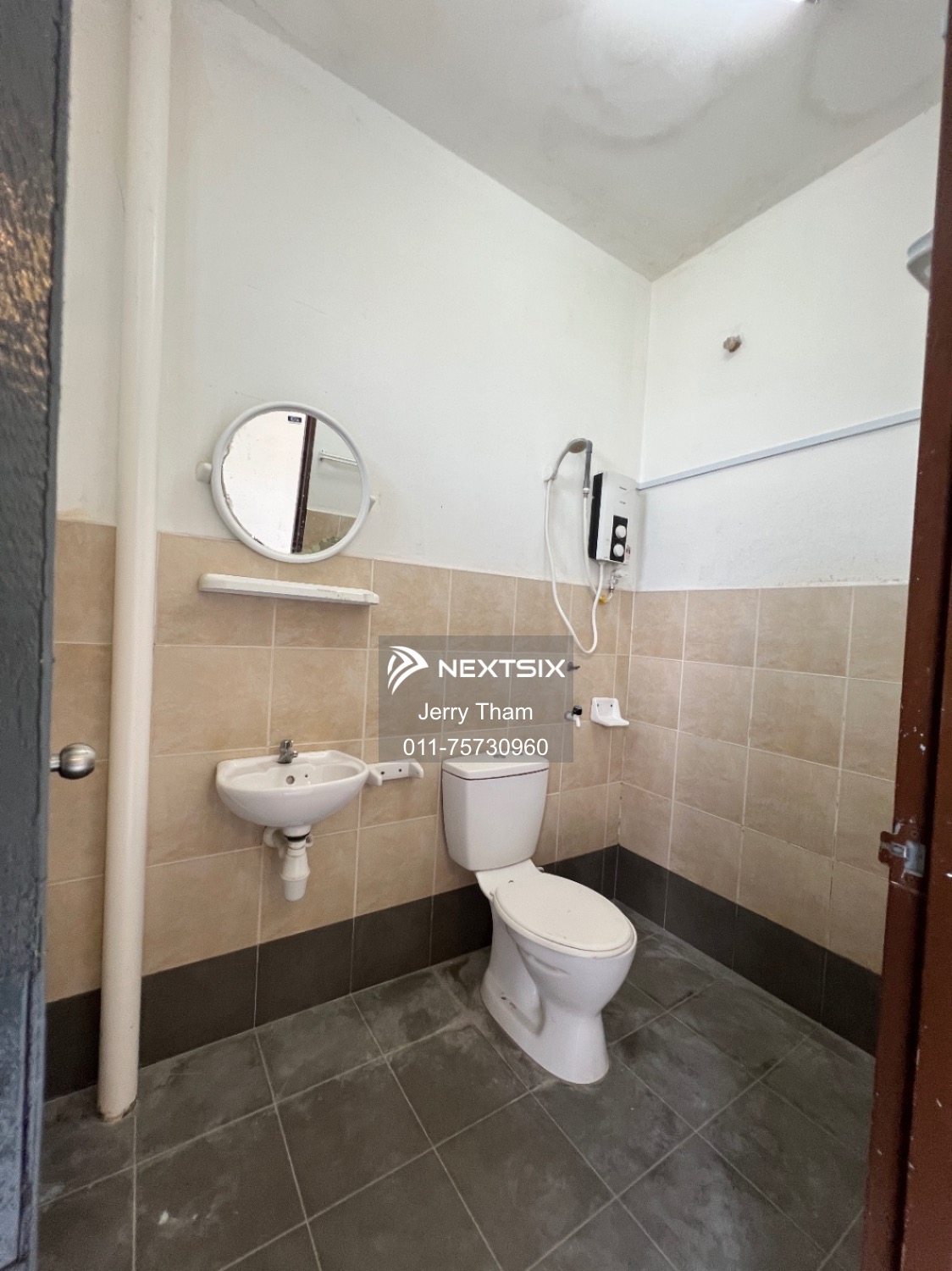 2-sty Terrace/Link House For Sale in Senai Johor - Image 9