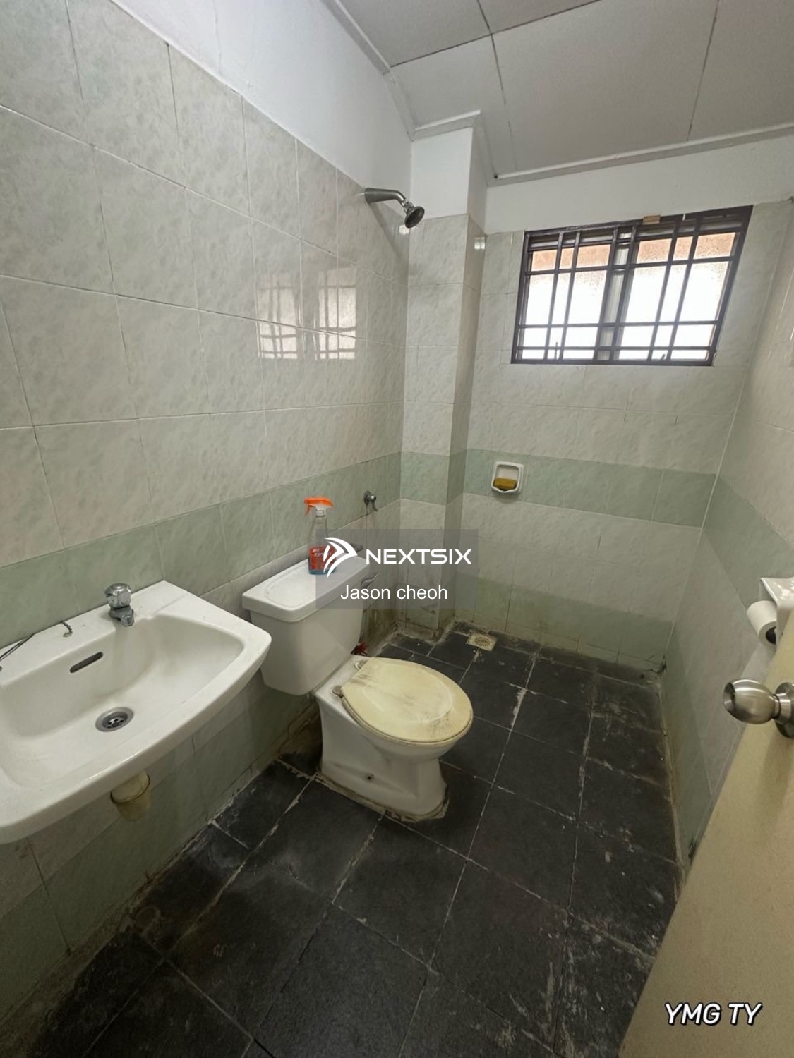 2-sty Terrace/Link House For Rent in Bandar Botanic Selangor - Image 8