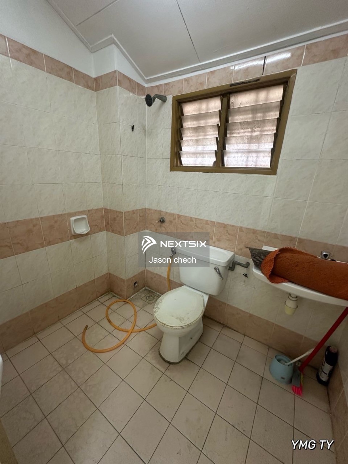 2-sty Terrace/Link House For Rent in Bandar Botanic Selangor - Image 9