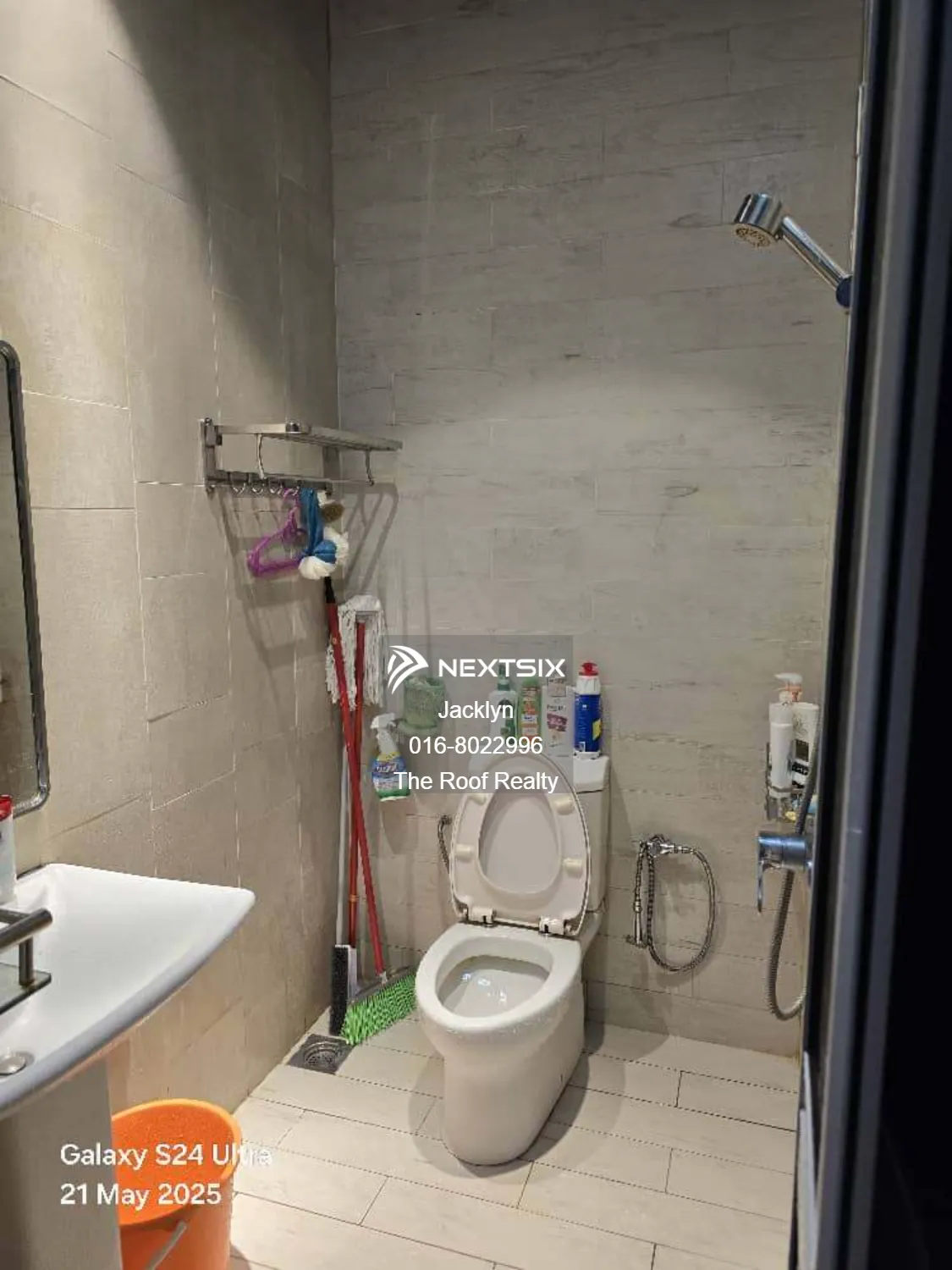 Semi-detached House For Sale in Likas Sabah - Image 6