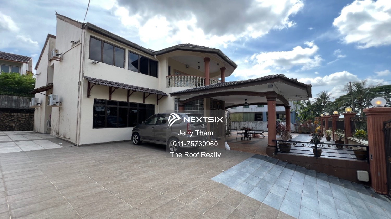 Semi-detached House For Sale in Ulu Tiram Johor