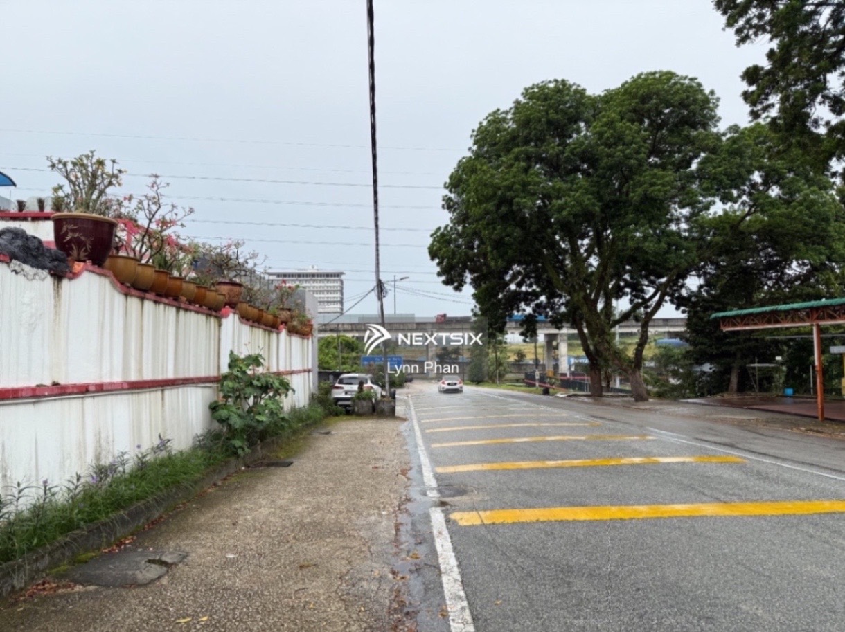 Semi-detached House For Sale in Johor Bahru Johor - Image 5