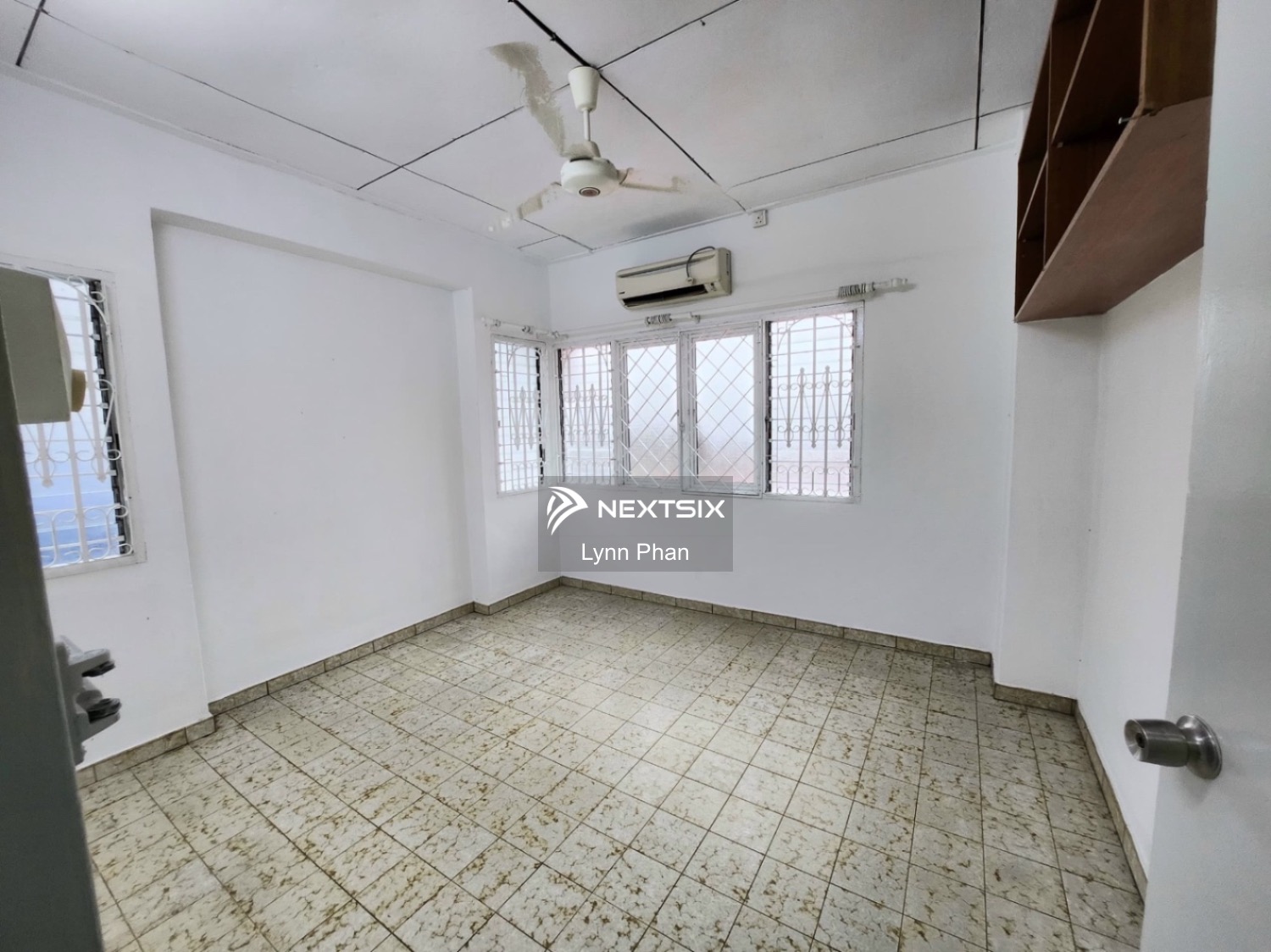 Semi-detached House For Sale in Johor Bahru Johor - Image 7