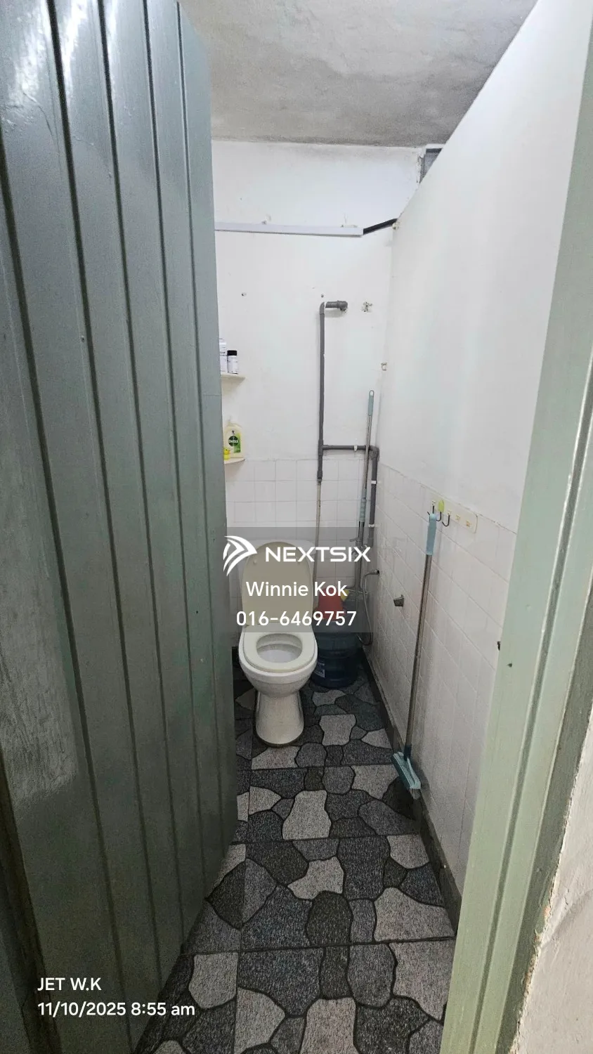 1-sty Terrace/Link House For Sale in Klang Selangor - Image 7