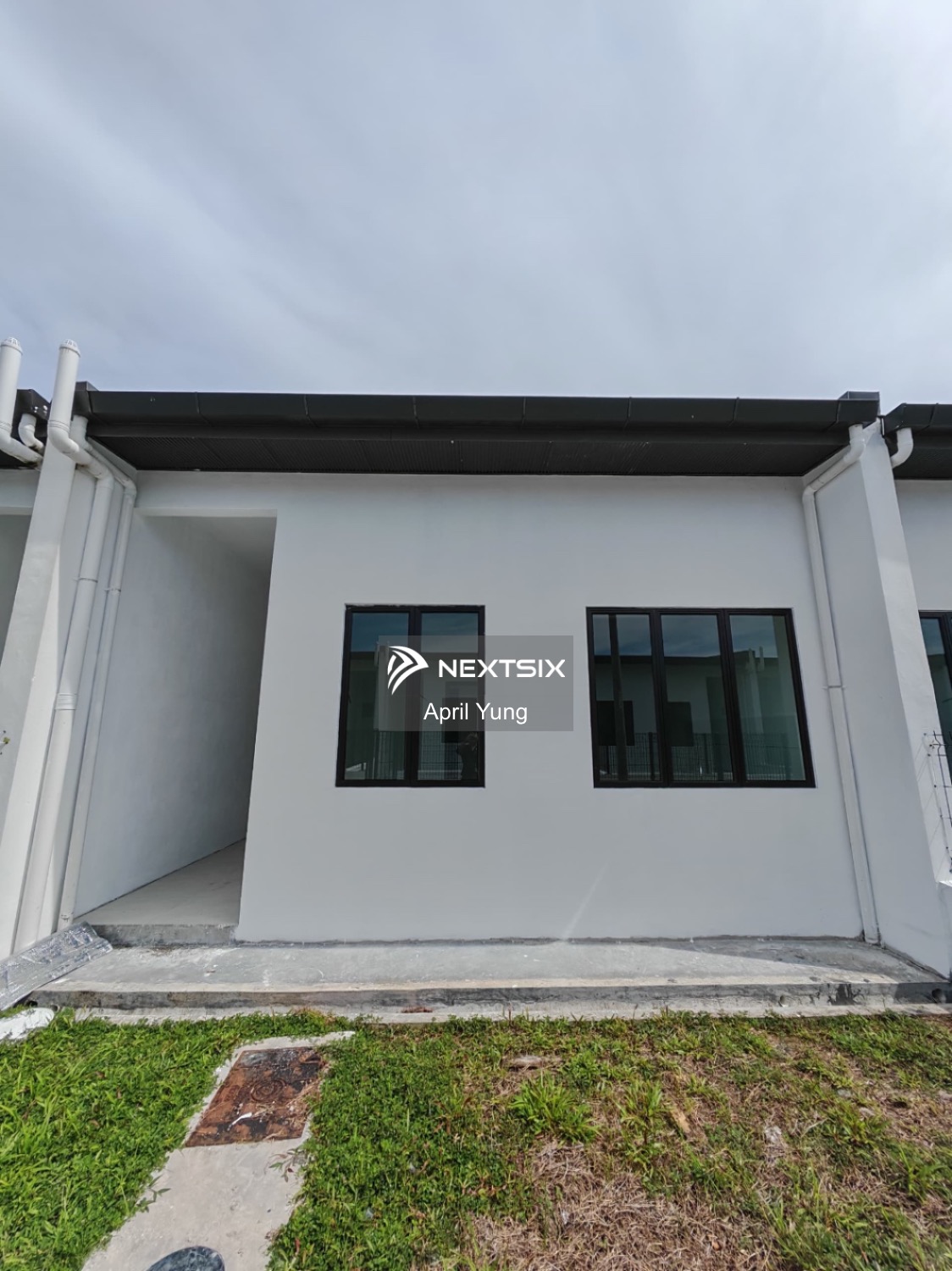 1-sty Terrace/Link House For Sale in Kuching Sarawak - Image 8