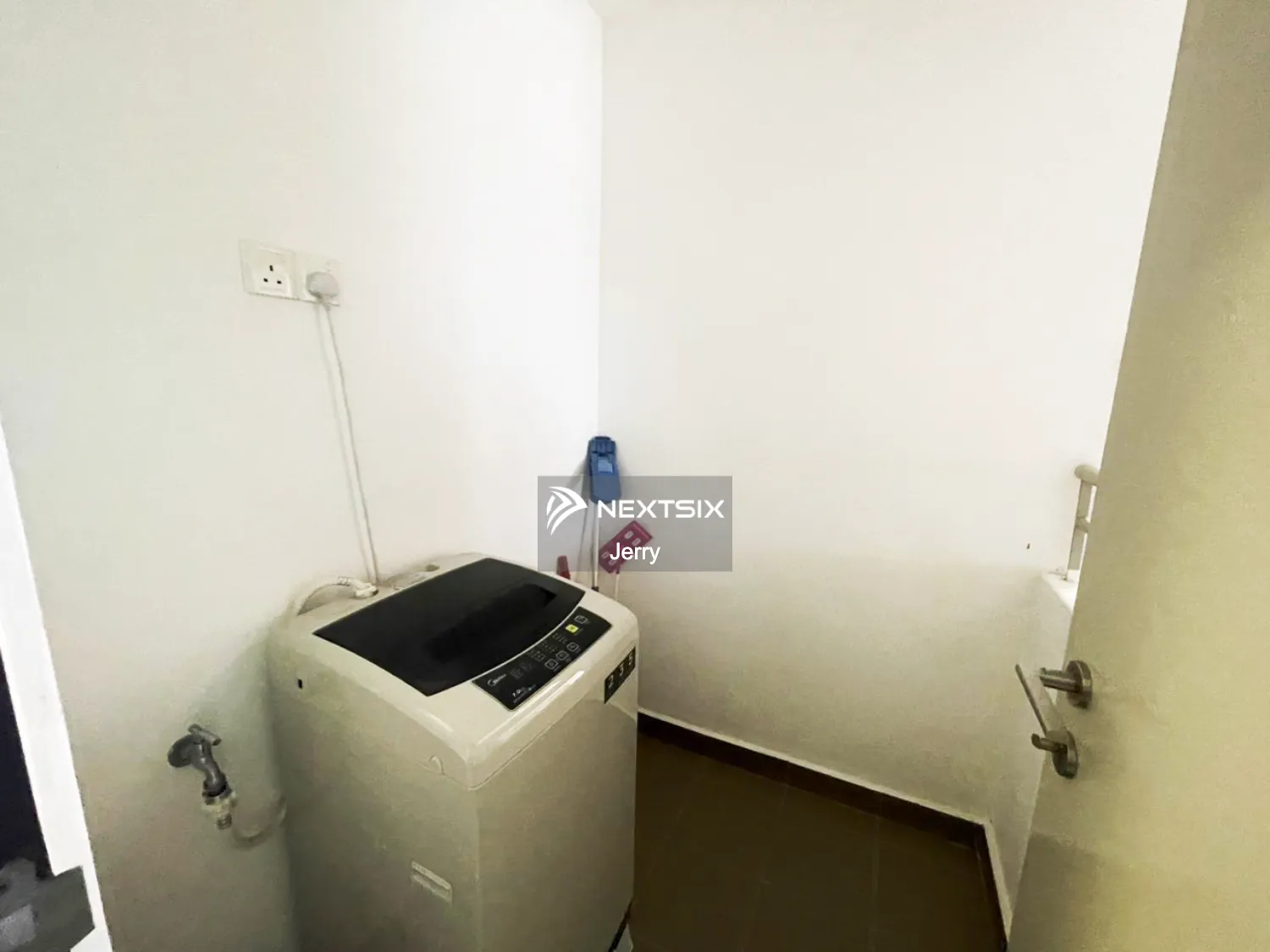 Condominium For Rent in Gelugor Penang - Image 4
