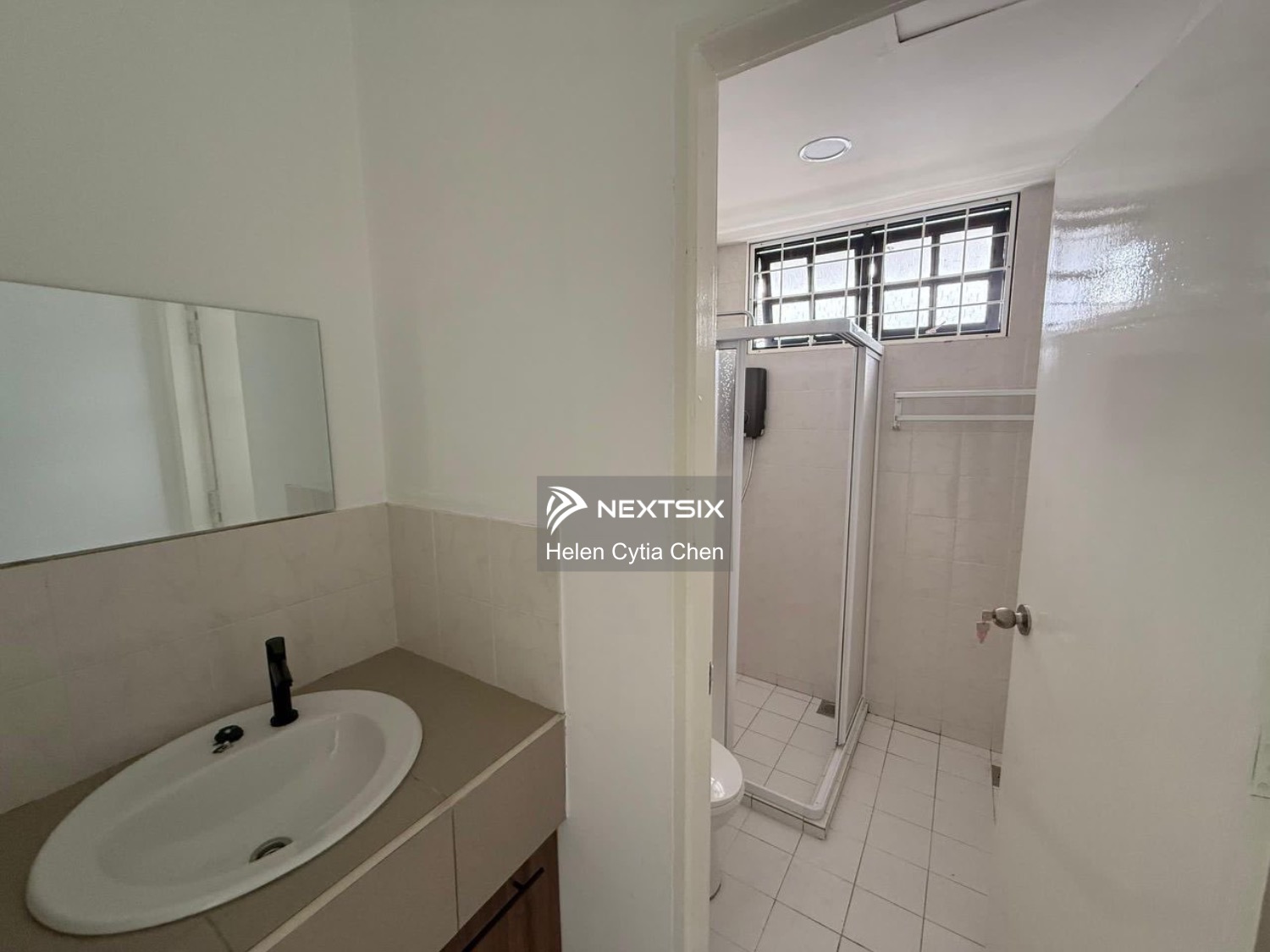 Semi-detached House For Sale in Kuching Sarawak - Image 13