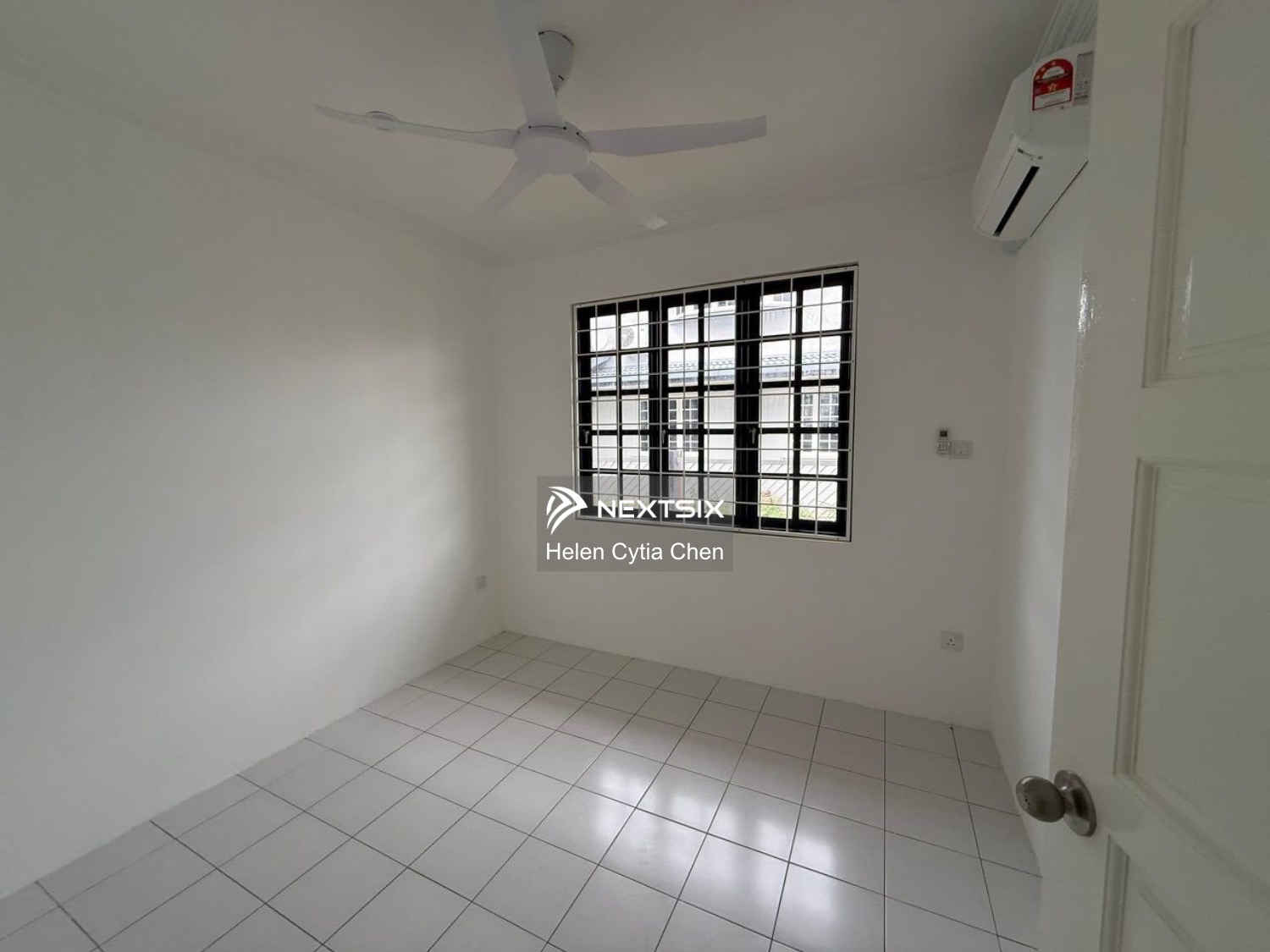 Semi-detached House For Sale in Kuching Sarawak - Image 4