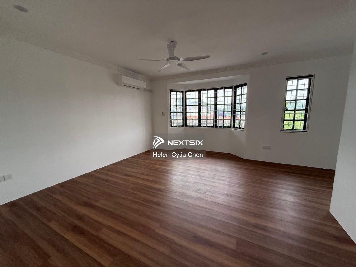 Semi-detached House For Sale in Kuching Sarawak - Image 9