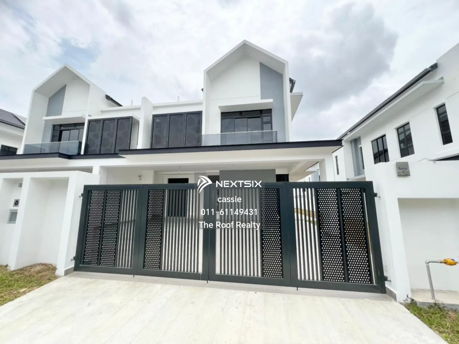 Semi-detached House For Sale in Johor Bahru Johor