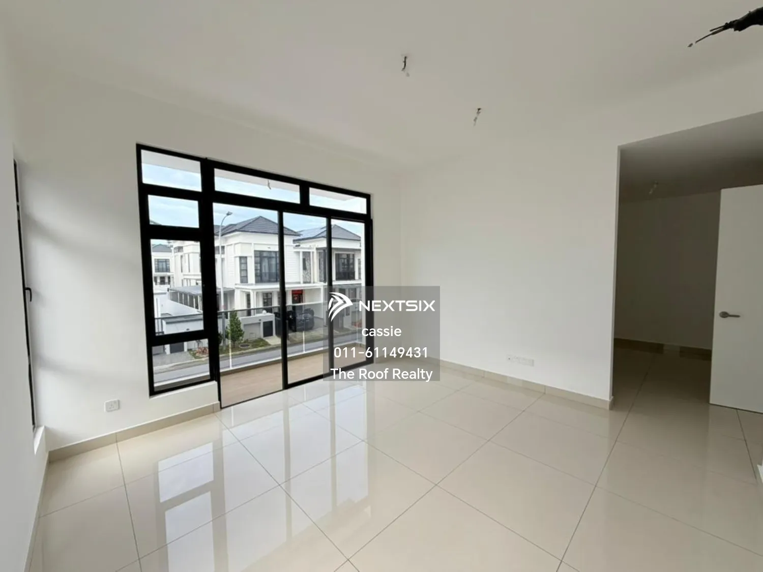 Semi-detached House For Sale in Johor Bahru Johor - Image 11
