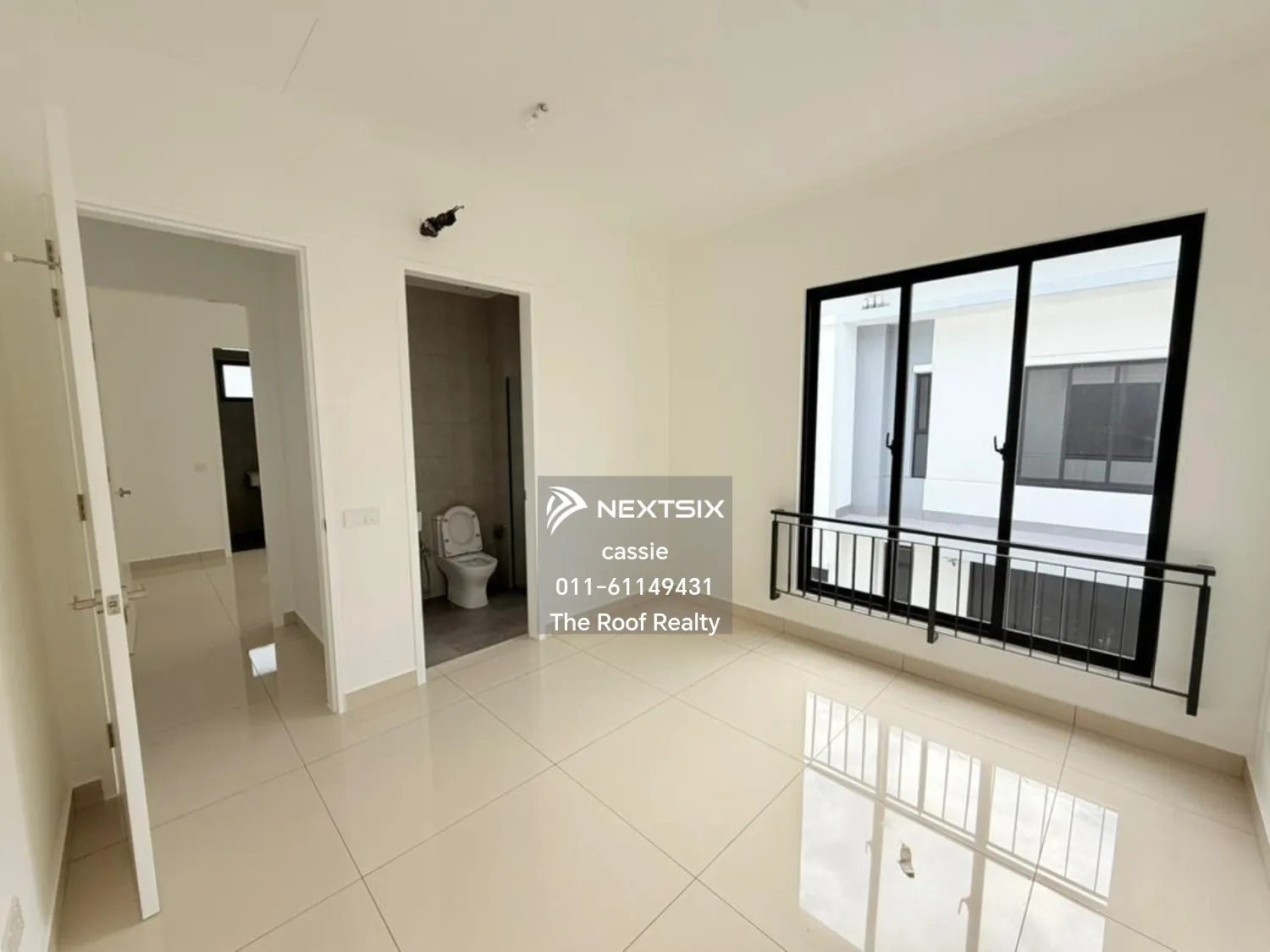 Semi-detached House For Sale in Johor Bahru Johor - Image 8