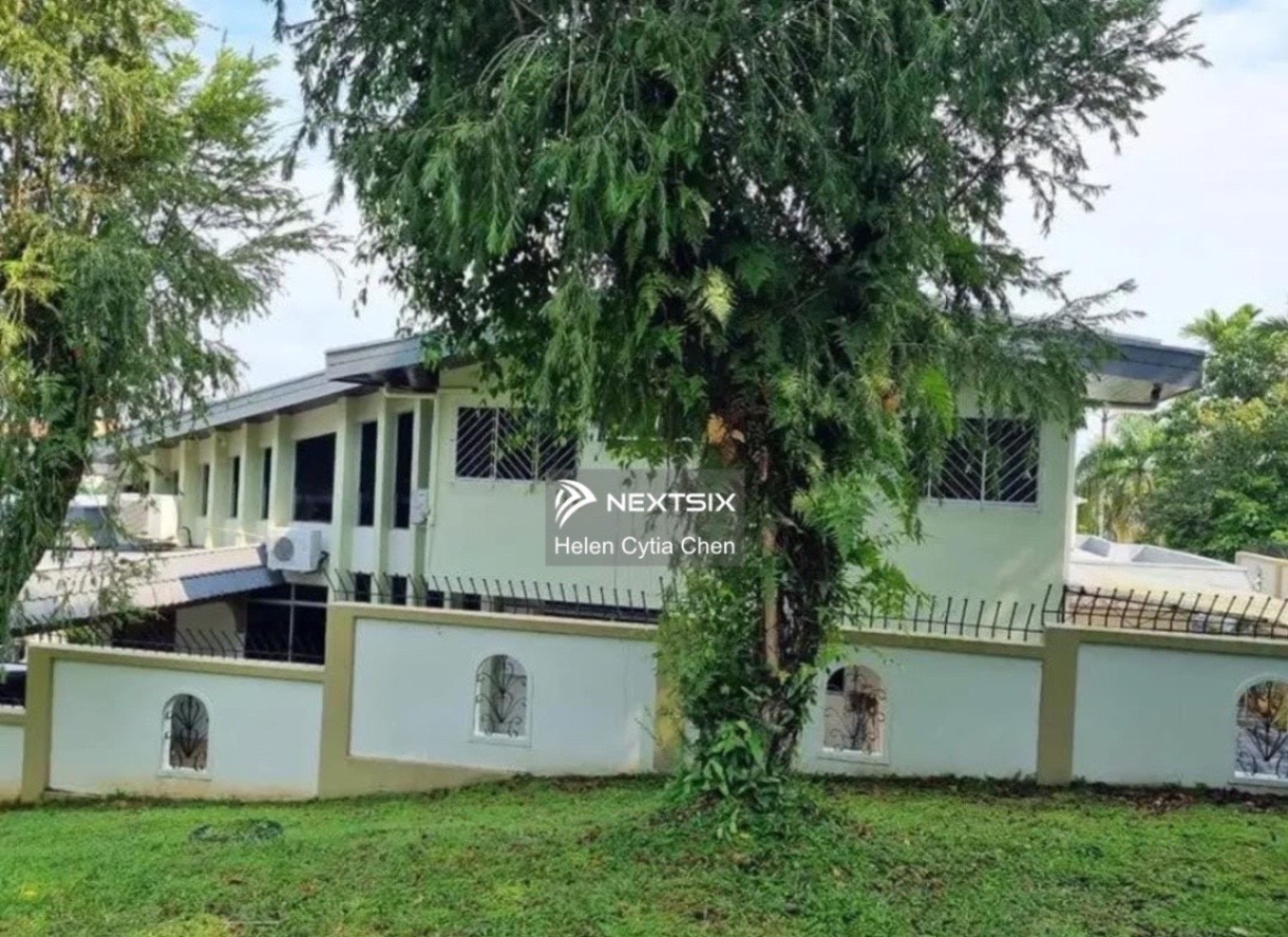 Bungalow For Sale in Kuching Sarawak - Image 8