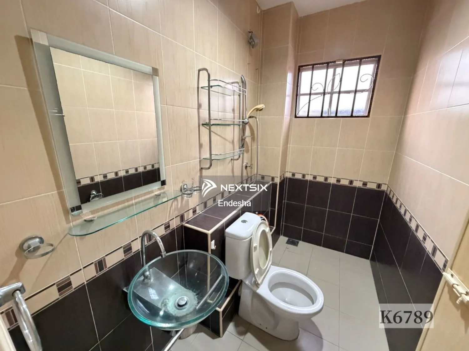 2-sty Terrace/Link House For Rent in Bandar Bukit Tinggi Selangor - Image 2