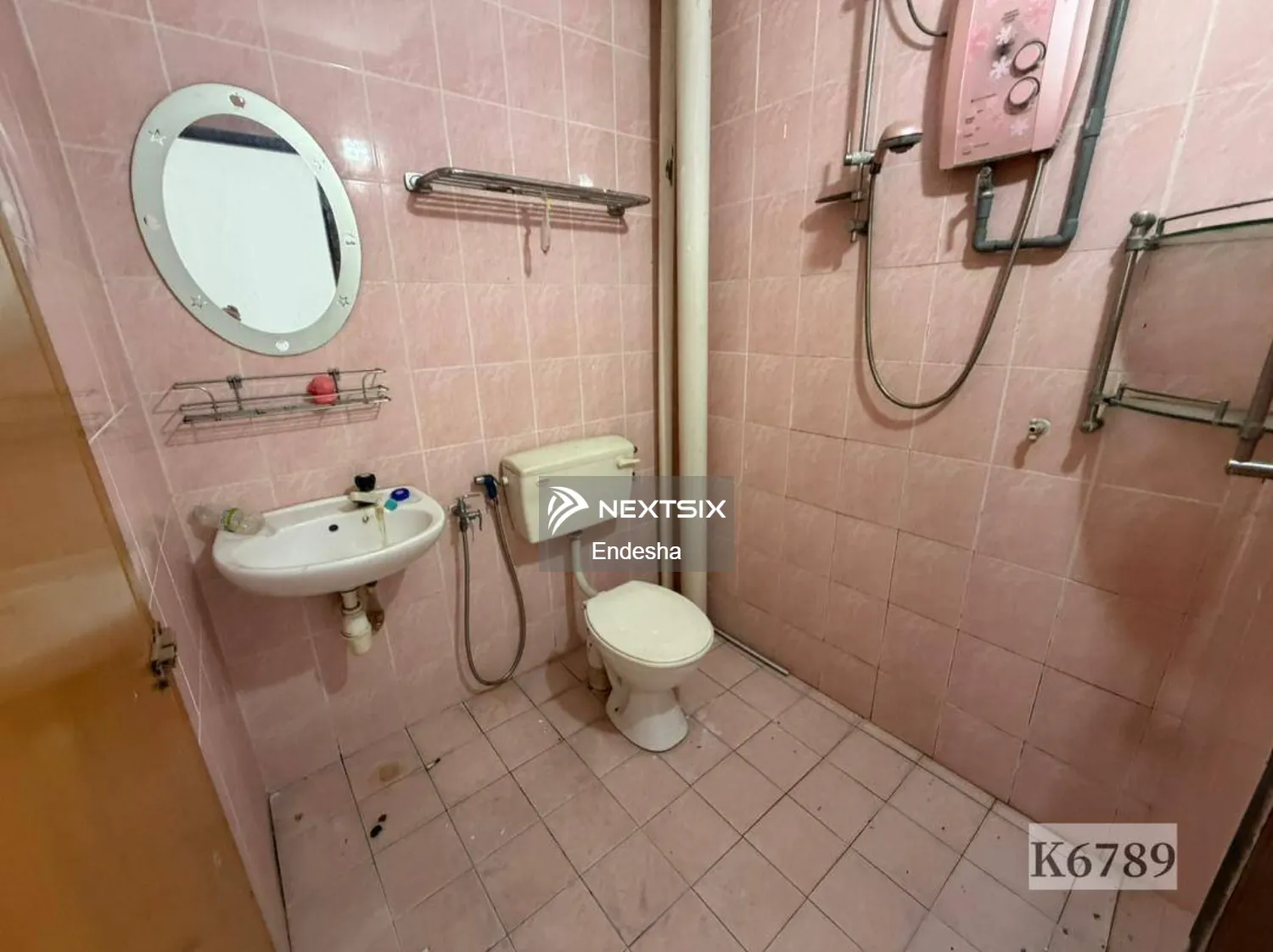 2-sty Terrace/Link House For Sale in Klang Selangor - Image 8