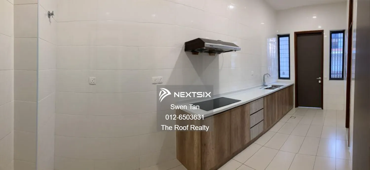 Semi-detached House For Rent in Telok Panglima Garang Selangor - Image 11