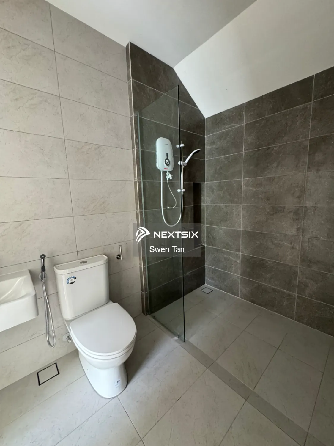 2-sty Terrace/Link House For Sale in Telok Panglima Garang Selangor - Image 8