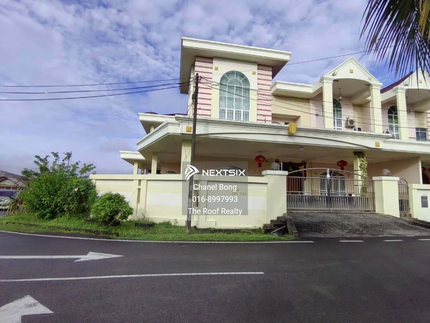 2.5-sty Terrace/Link House For Sale in Kuching Sarawak