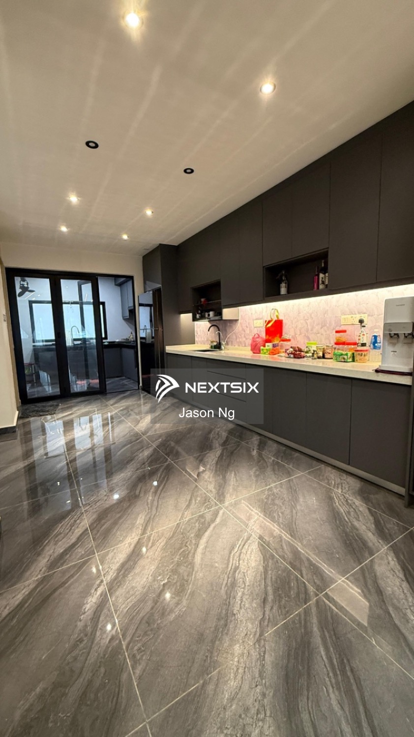 3-sty Terrace/Link House For Sale in Bandar Botanic Selangor - Image 7