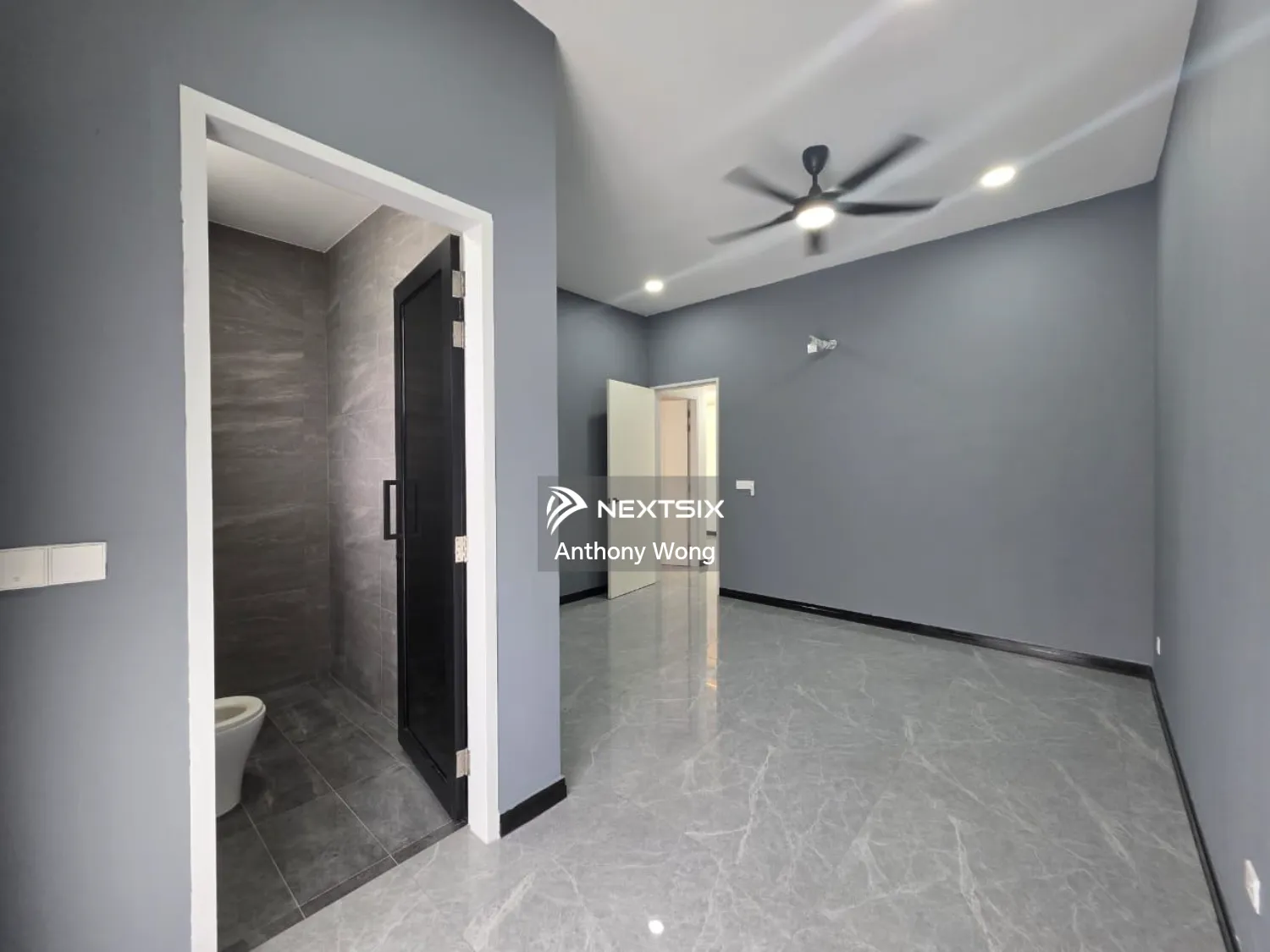 Semi-detached House For Rent in Setia Tropika Johor - Image 16