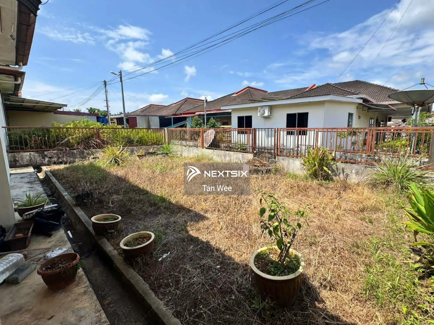 1-sty Terrace/Link House For Sale in Kuching Sarawak - Image 6