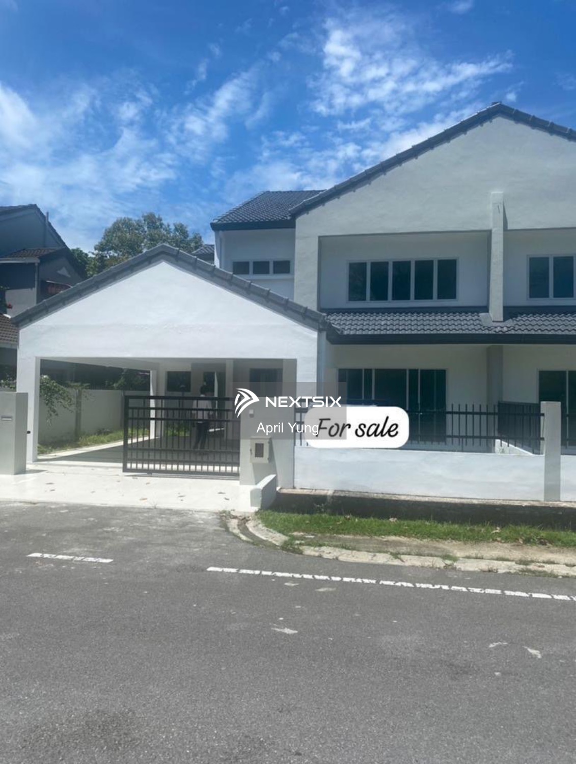 Semi-detached House For Sale in Kuching Sarawak