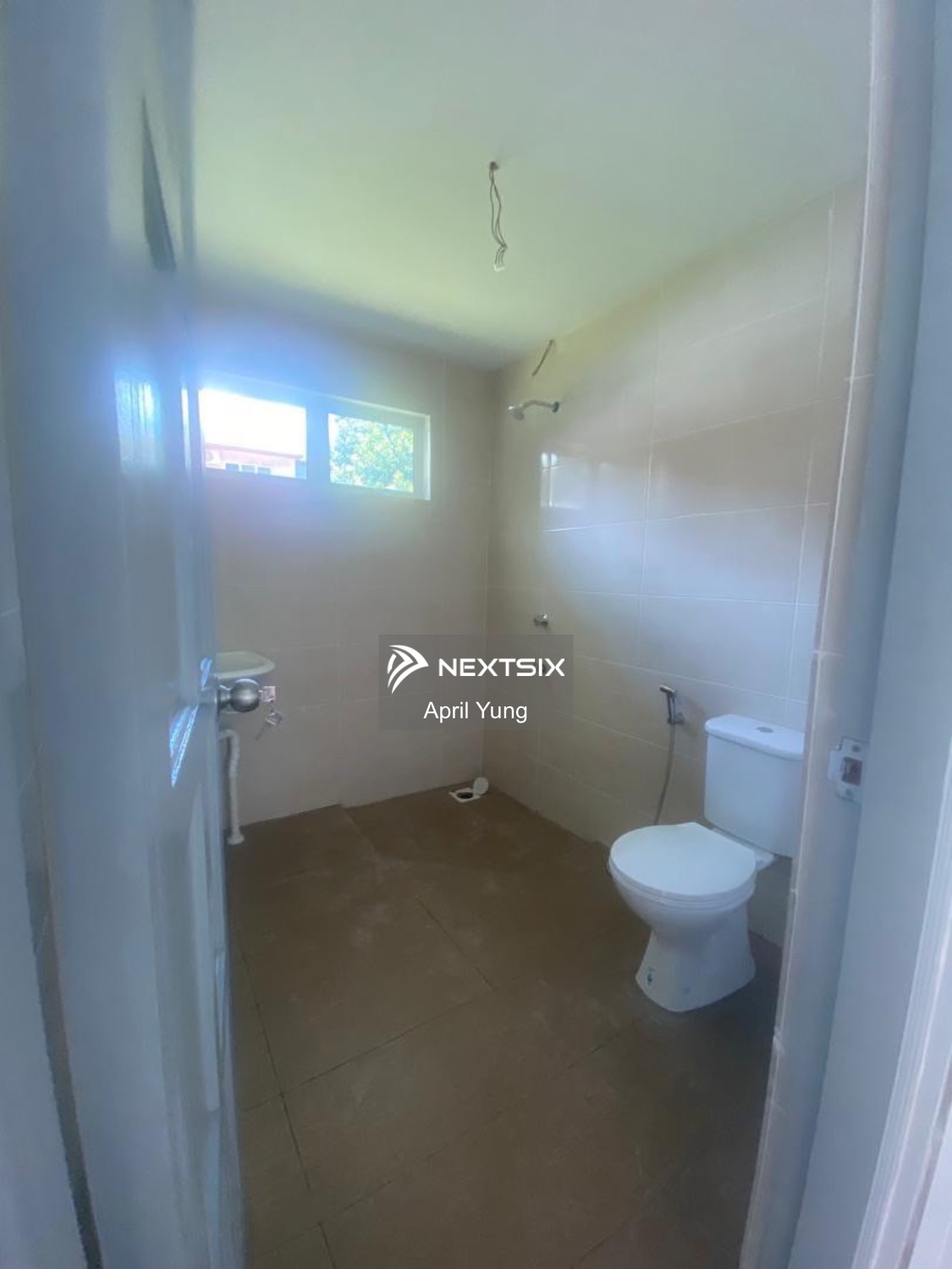 Semi-detached House For Sale in Kuching Sarawak - Image 9