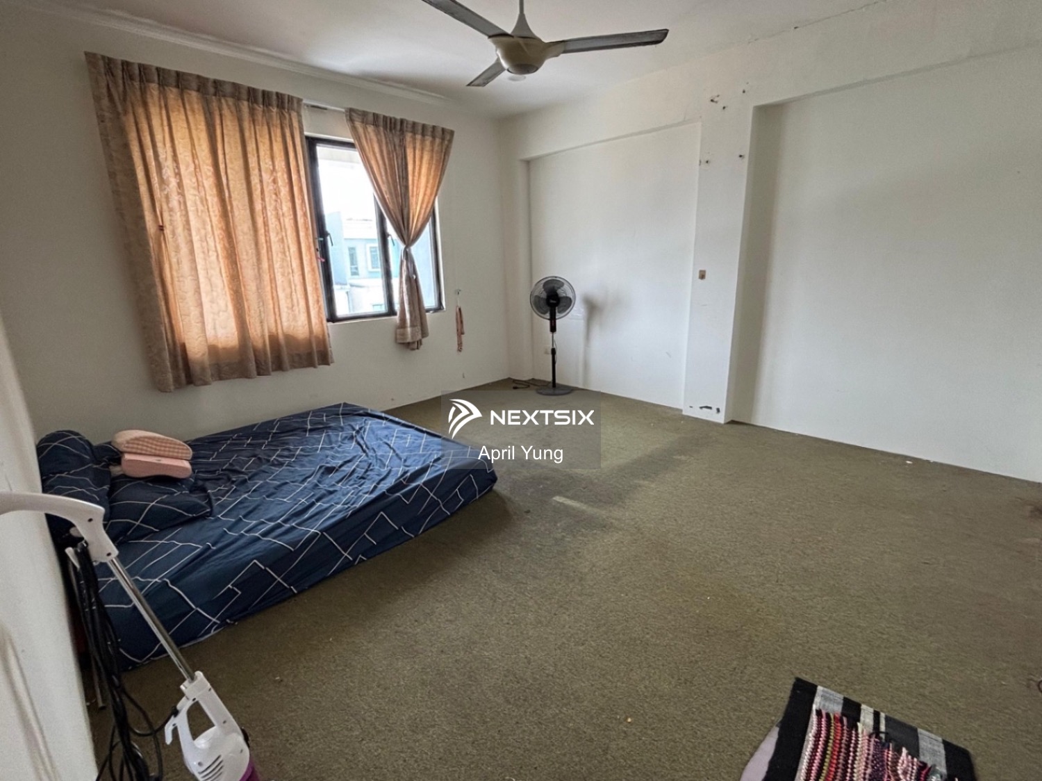 3-sty Terrace/Link House For Sale in Kuching Sarawak - Image 5