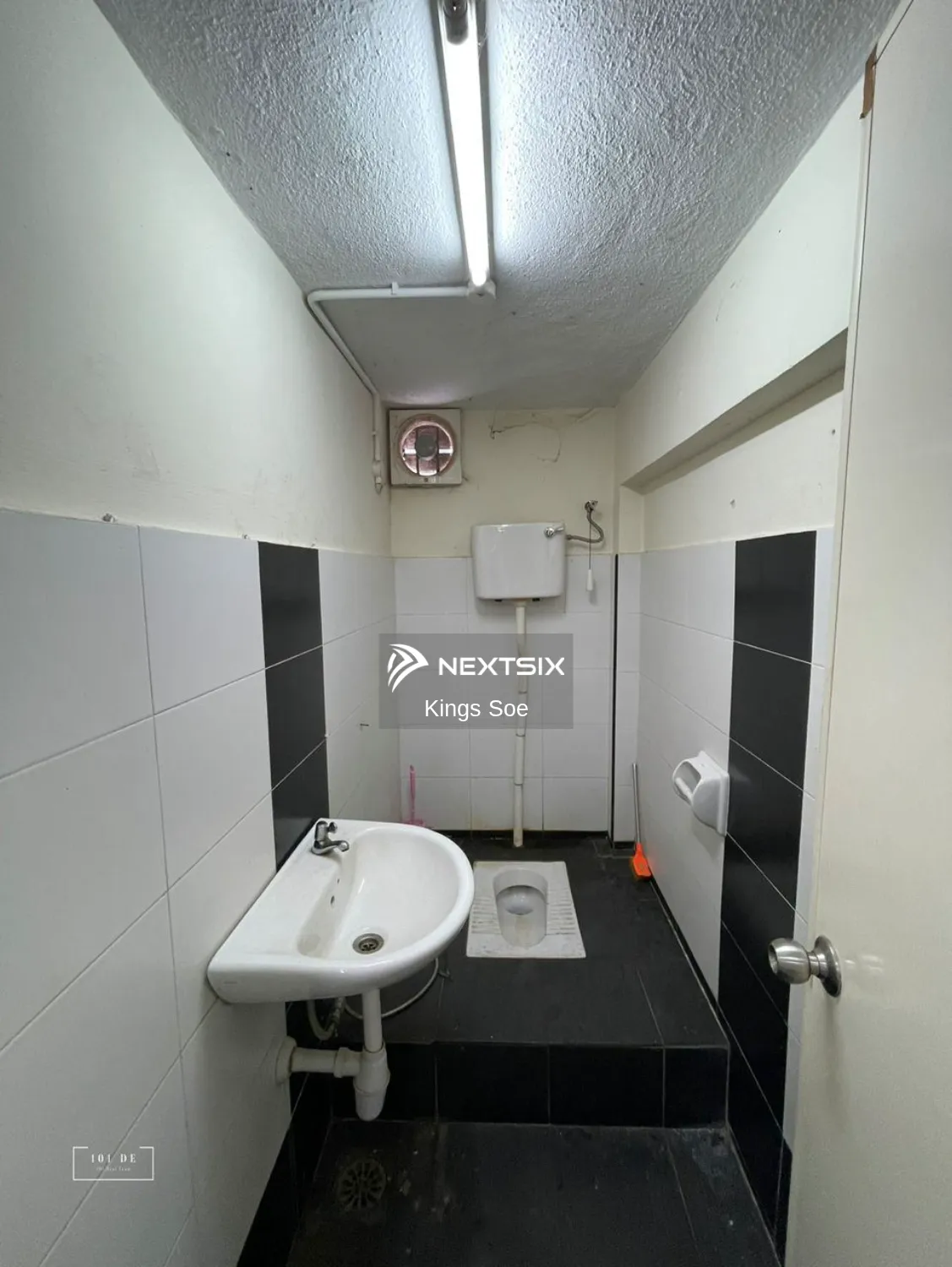 Semi-D Factory For Sale in Semenyih Selangor - Image 5