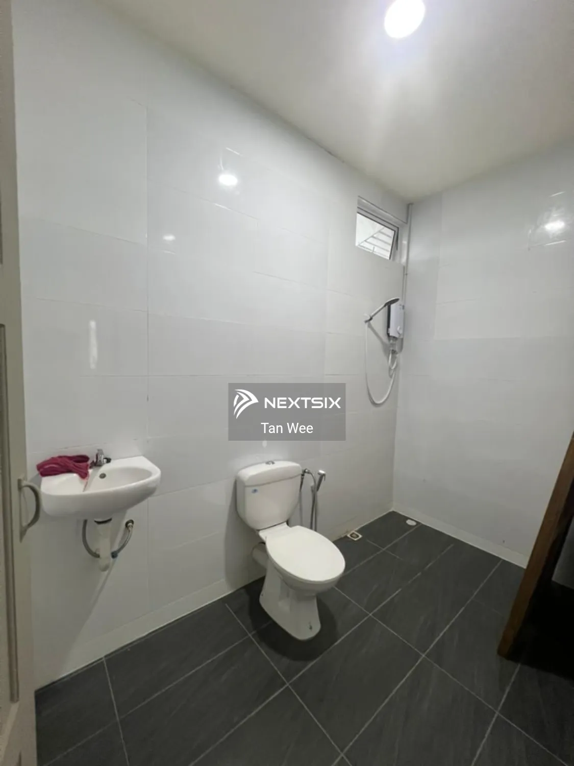 2-sty Terrace/Link House For Sale in Kuching Sarawak - Image 6