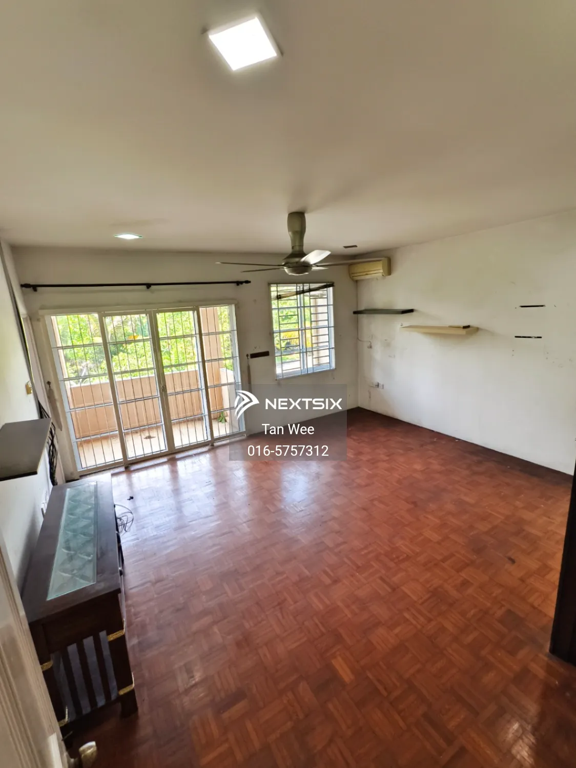 Semi-detached House For Sale in Kuching Sarawak - Image 10