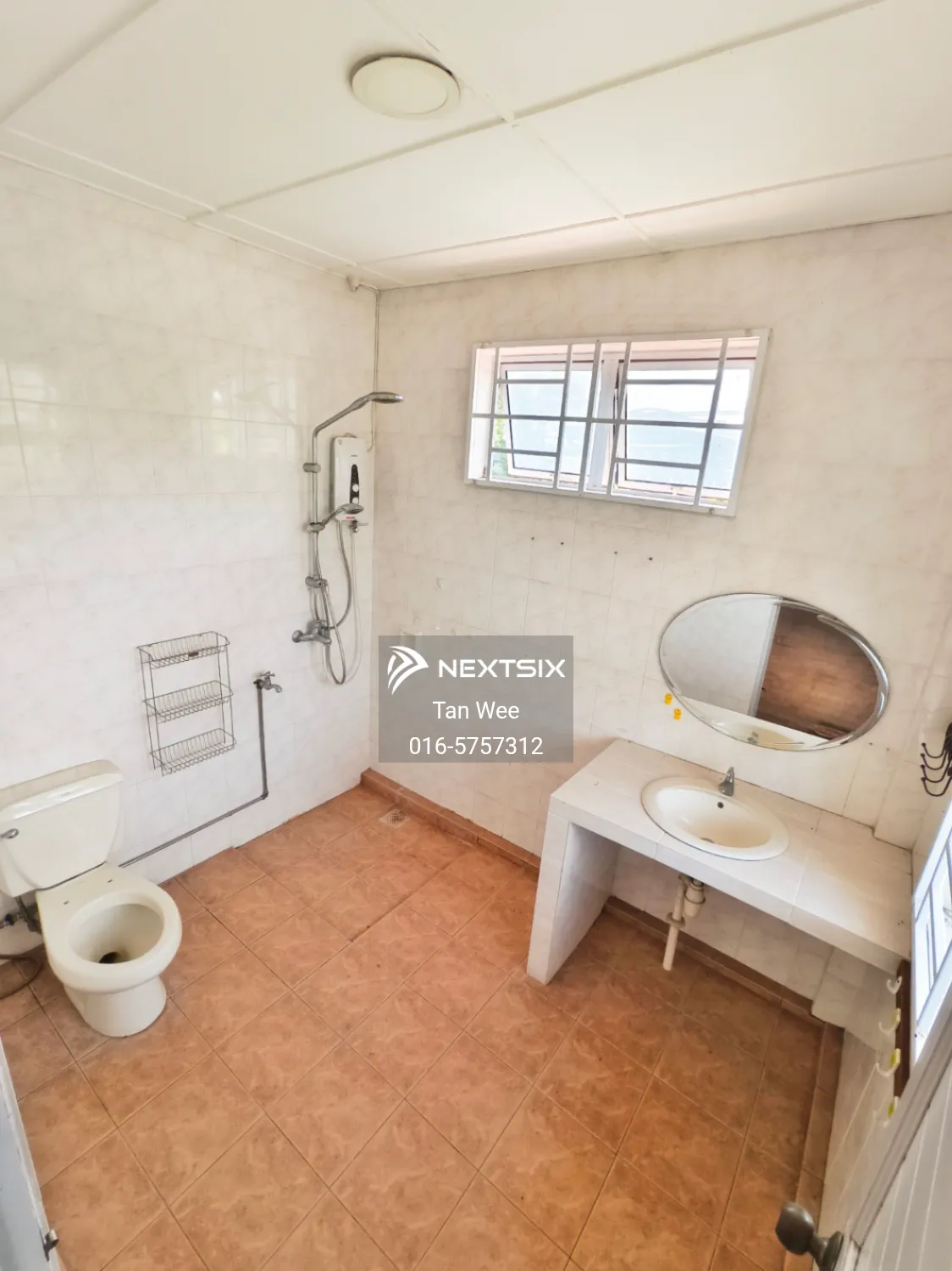 Semi-detached House For Sale in Kuching Sarawak - Image 9