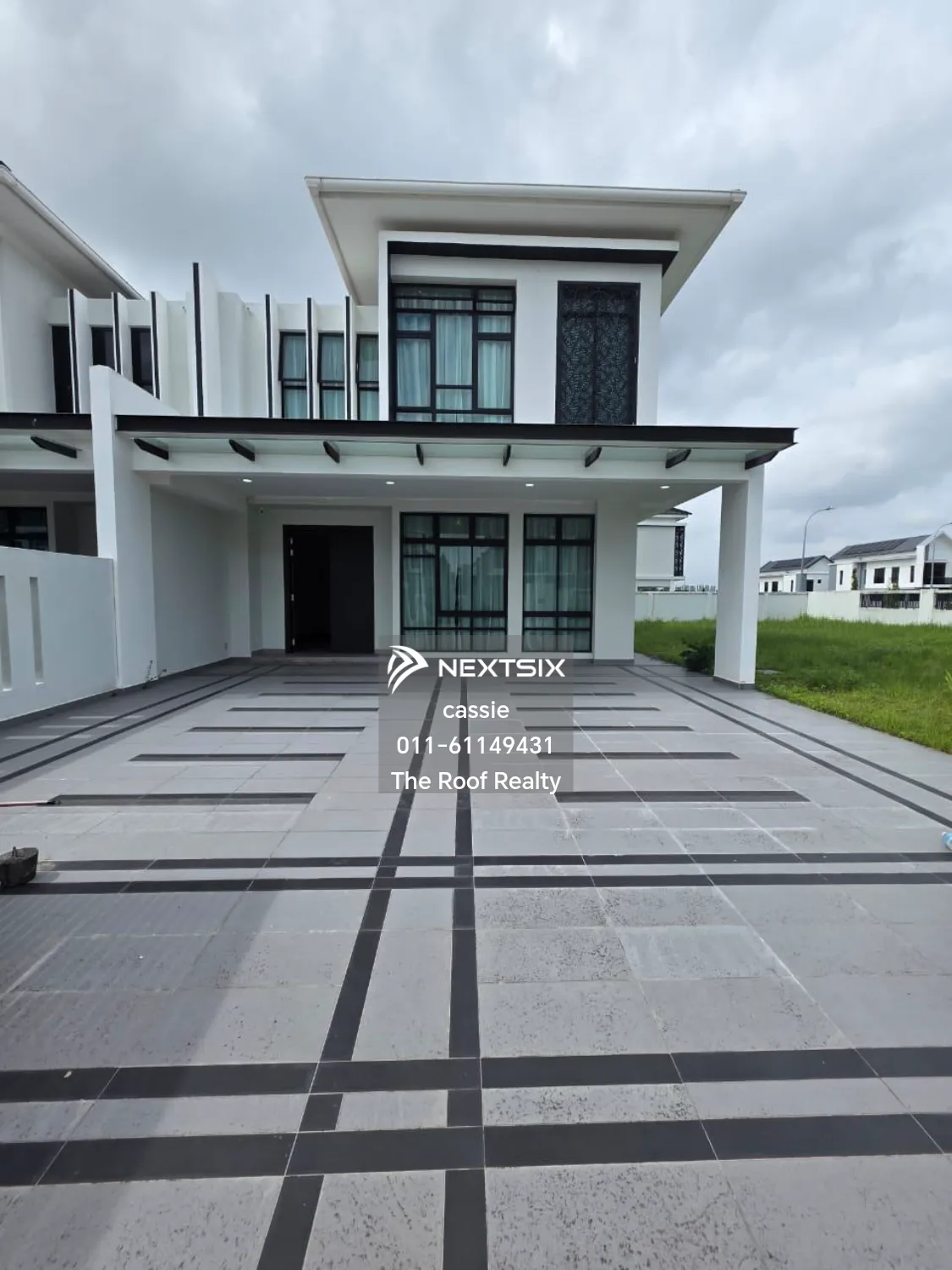 Semi-detached House For Rent in Setia Tropika Johor
