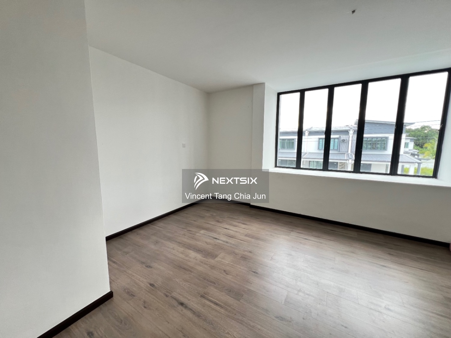 2-sty Terrace/Link House For Sale in Kota Samarahan Sarawak - Image 5