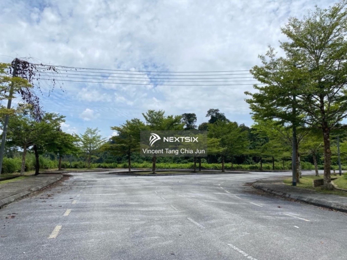 Bungalow For Sale in Kuching Sarawak - Image 5