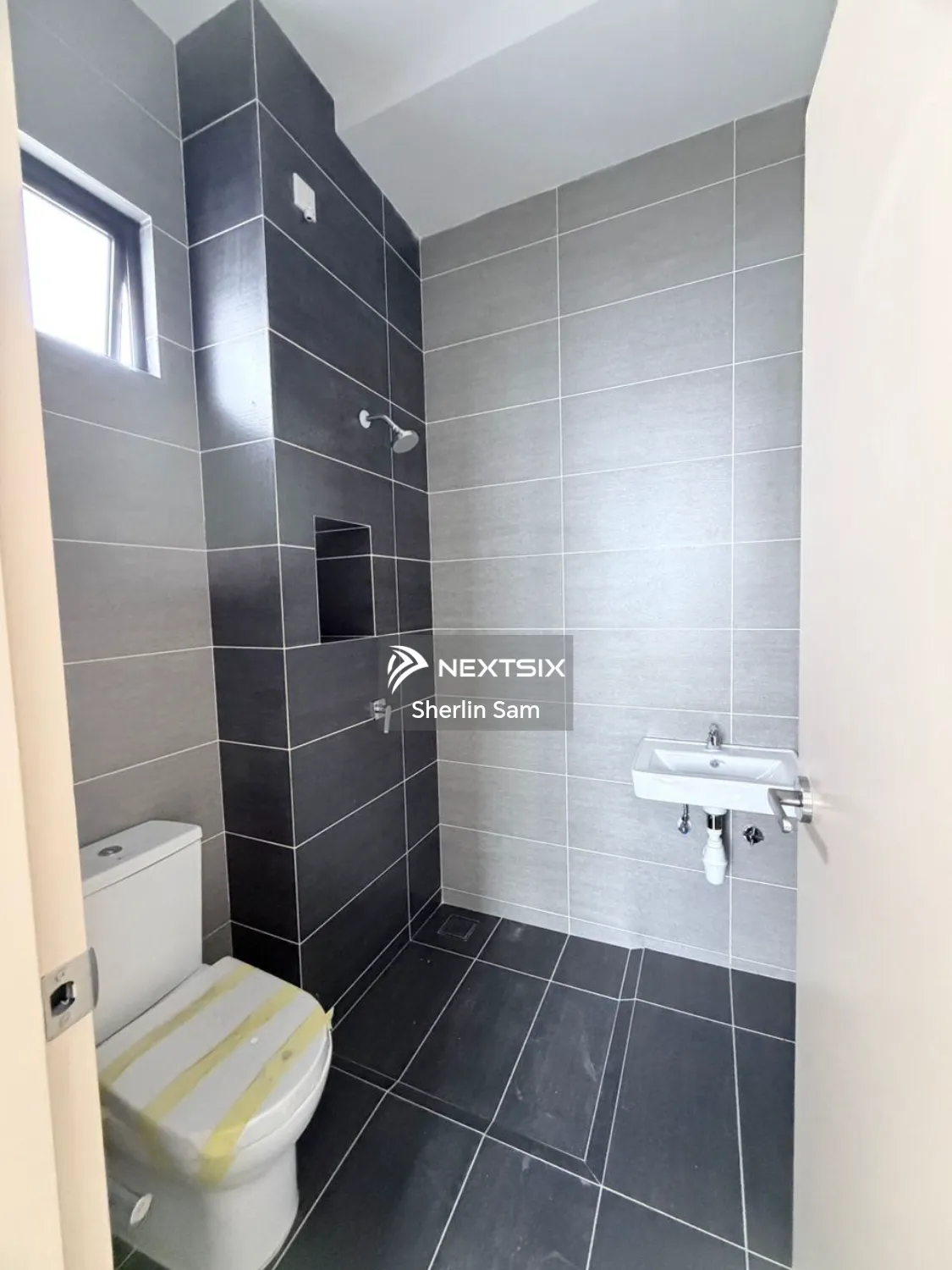 2-sty Terrace/Link House For Sale in Johor Bahru Johor - Image 6