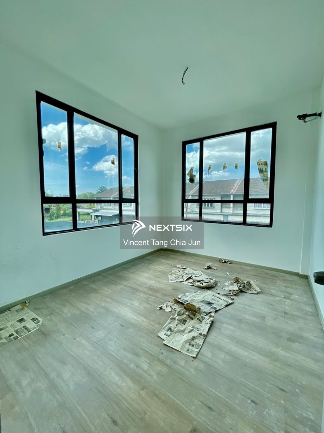 Semi-detached House For Sale in Kuching Sarawak - Image 6