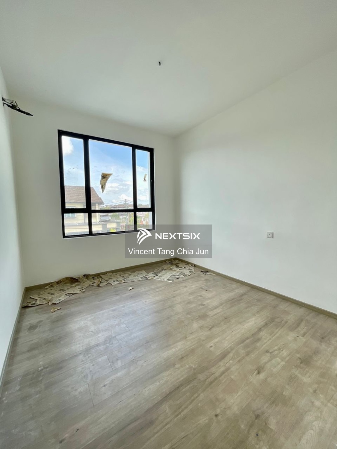 Semi-detached House For Sale in Kuching Sarawak - Image 9